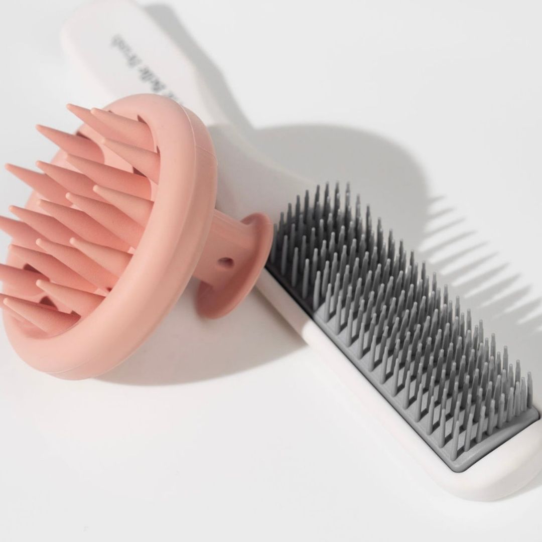 The Belle Brush - The Scalp Exfoliator